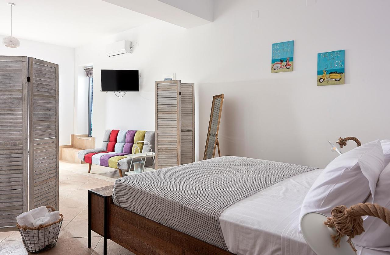Miramare Luxury Apartments Firopótamosz Kültér fotó